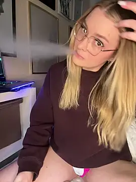 Snapshot of melanieTesss chatting on March 2026 01:34:01 PM melanieTesss online show from March 2026 01:34:01 PM