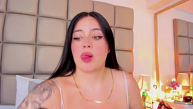 Snapshot of annybentleii chatting on February 2026 07:35:01 PM annybentleii online show from February 2026 07:35:01 PM