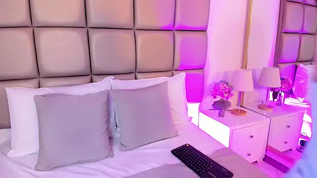 annybentleii online show from March 2026 07:14:01 PM