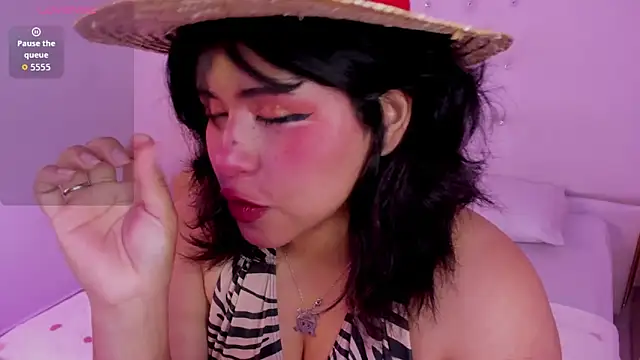 VinkSmokee online show from March 2026 07:02:02 PM