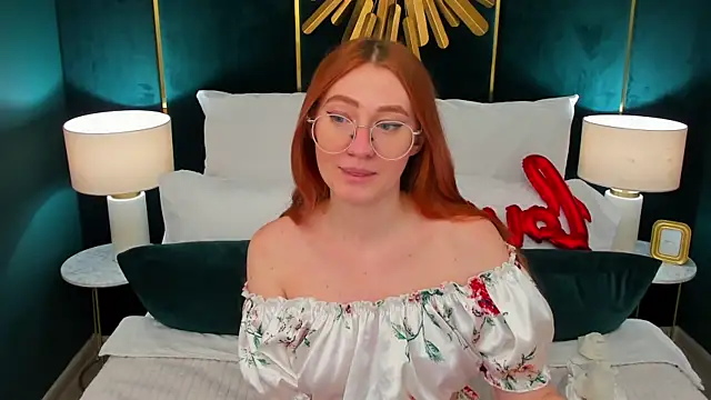 Snapshot of TinaHarp chatting on March 2026 01:17:02 PM TinaHarp online show from March 2026 01:17:02 PM