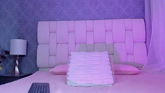 Snapshot of alisstarr chatting on February 2026 11:43:02 AM alisstarr online show from February 2026 11:43:02 AM