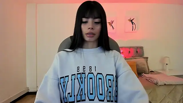 Snapshot of GuggaHell chatting on February 2026 12:27:01 PM GuggaHell online show from February 2026 12:27:01 PM