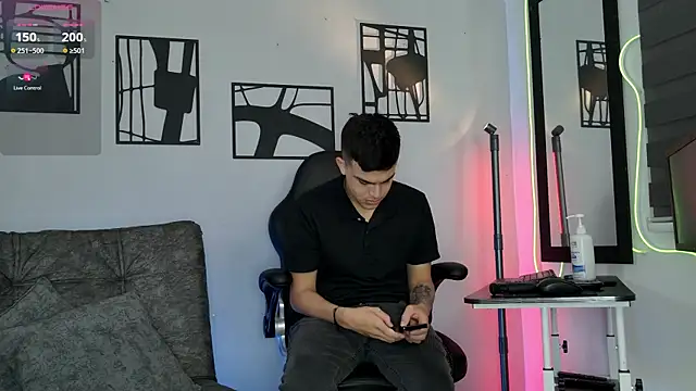 nico pelusa online show from March 2026 10:48:02 AM