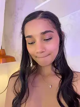 AlessiaVallmont online show from July 2026 10:53:02 PM
