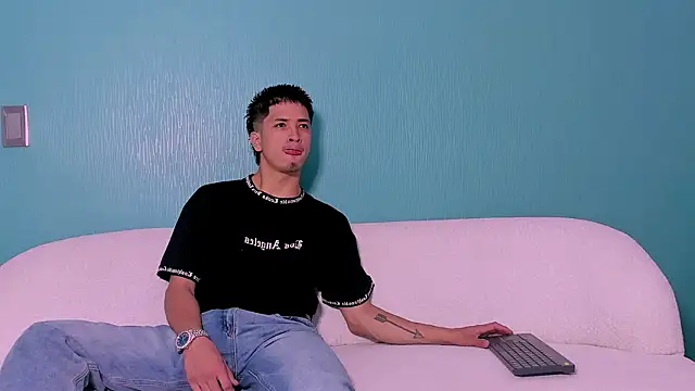 Snapshot of Youdoll_ chatting on February 2026 01:29:01 PM Youdoll online show from February 2026 01:29:01 PM