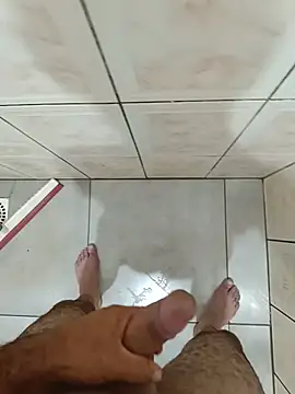 afindeprazer online show from April 2026 09:39:01 PM