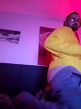 LargeLith online show from February 2026 12:31:01 AM