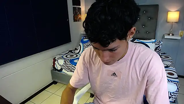 Snapshot of georgeowennss chatting on February 2026 01:10:01 PM georgeowennss online show from February 2026 01:10:01 PM