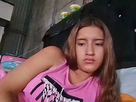 Snapshot of Emily_231 chatting on February 2026 07:04:01 PM Emily 231 online show from February 2026 07:04:01 PM