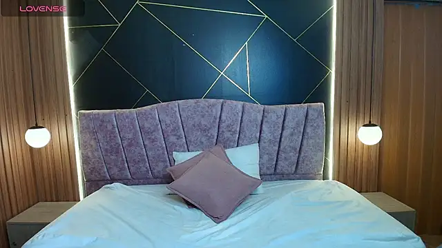 Snapshot of MoriahStorm chatting on March 2026 12:20:01 PM MoriahStorm online show from March 2026 12:20:01 PM