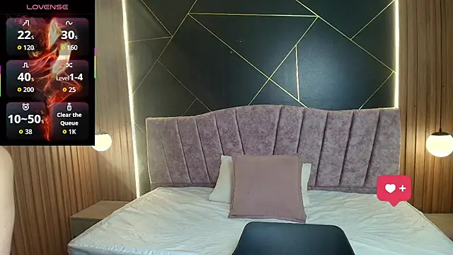 Snapshot of MoriahStorm chatting on April 2026 01:12:01 PM MoriahStorm online show from April 2026 01:12:01 PM