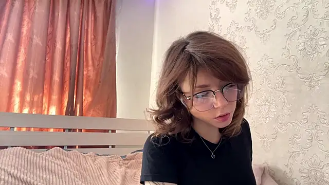 aera elese online show from April 2026 09:04:01 AM