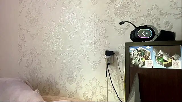 Snapshot of aera_elese chatting on April 2026 11:41:02 AM aera elese online show from April 2026 11:41:02 AM