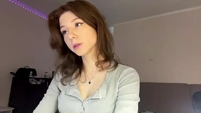 Snapshot of aera_elese chatting on May 2026 12:13:01 PM aera elese online show from May 2026 12:13:01 PM