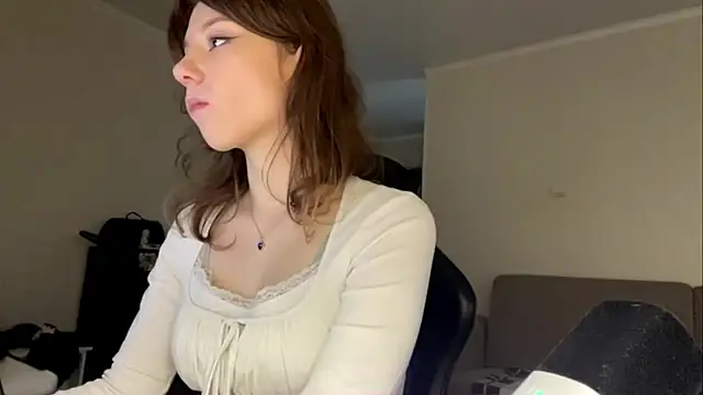 Snapshot of aera_elese chatting on May 2026 02:36:01 PM aera elese online show from May 2026 02:36:01 PM
