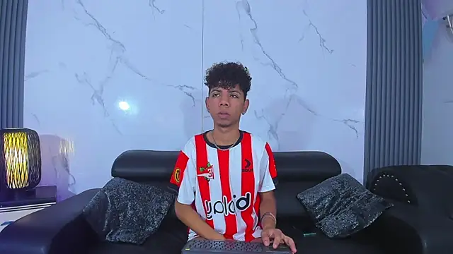 Spicy guys online show from May 2026 01:28:02 PM