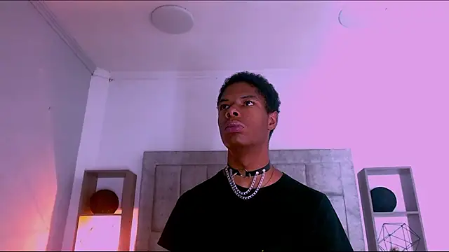 Santiago Ortiz  online show from April 2026 03:16:01 PM