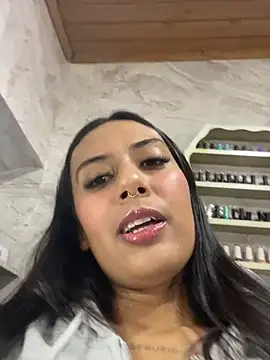 Tifqueen online show from March 2026 02:57:02 PM