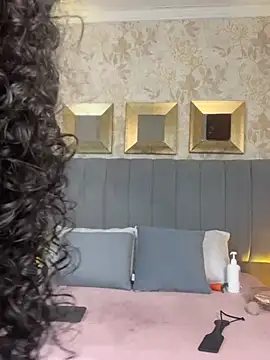 Snapshot of Lorenn_Sweet chatting on March 2026 11:47:02 AM Lorenn Sweet online show from March 2026 11:47:02 AM