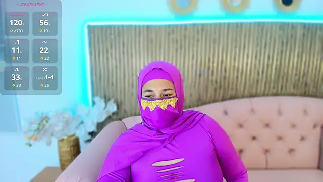 Snapshot of Nadia_Privee chatting on February 2026 07:45:02 PM Nadia Privee online show from February 2026 07:45:02 PM