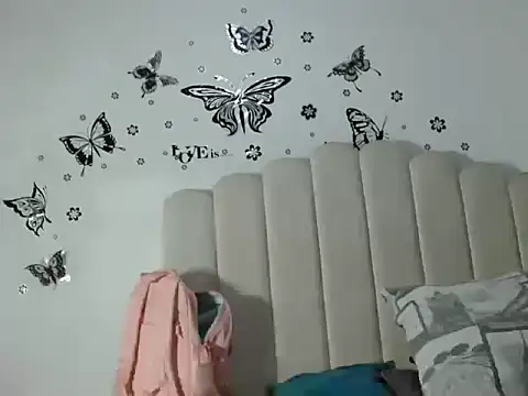 Snapshot of MaferNaughty4U chatting on February 2026 12:56:02 PM MaferNaughty4U online show from February 2026 12:56:02 PM