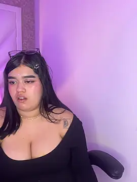 Snapshot of AnniJones chatting on March 2026 08:19:01 AM AnniJones online show from March 2026 08:19:01 AM