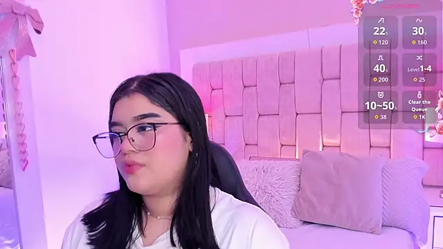 Snapshot of AnniJones chatting on April 2026 02:53:01 AM AnniJones online show from April 2026 02:53:01 AM