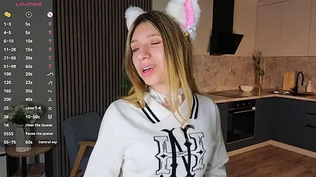 SuAvison online show from March 2026 11:14:01 AM