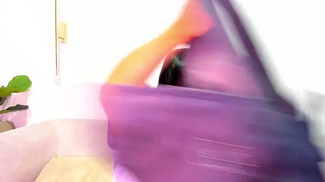 DulceQueen1 online show from March 2026 12:27:01 PM