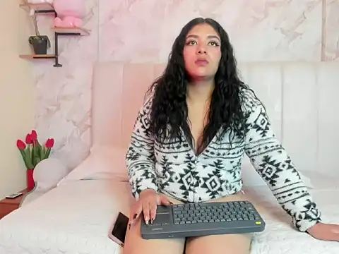 KaileeRoss online show from February 2026 07:44:02 PM