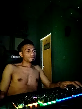 UcEng Lab online show from March 2026 07:29:01 PM