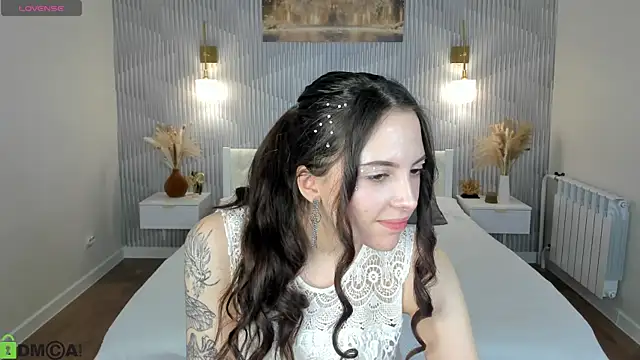 Snapshot of elise_robbie chatting on March 2026 02:04:02 AM elise robbie online show from March 2026 02:04:02 AM