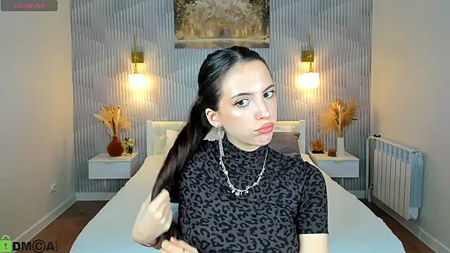 Snapshot of elise_robbie chatting on March 2026 09:25:02 AM elise robbie online show from March 2026 09:25:02 AM