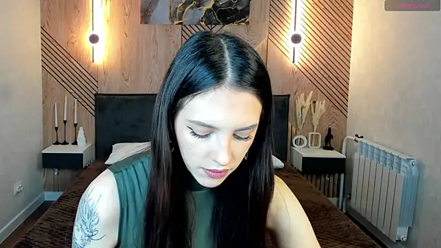 Snapshot of elise_robbie chatting on March 2026 09:13:01 AM elise robbie online show from March 2026 09:13:01 AM