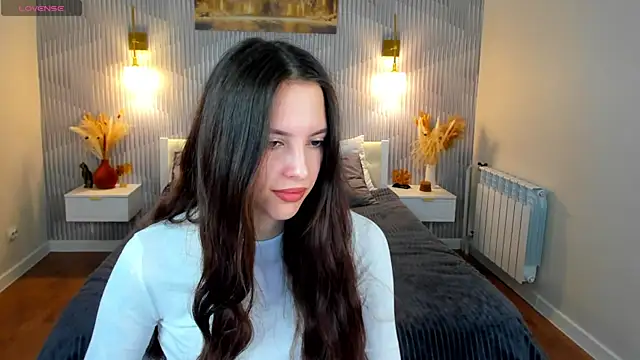 Snapshot of elise_robbie chatting on March 2026 01:05:01 AM elise robbie online show from March 2026 01:05:01 AM