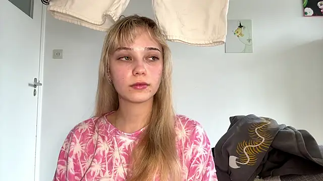 SourMidday online show from April 2026 03:42:02 PM