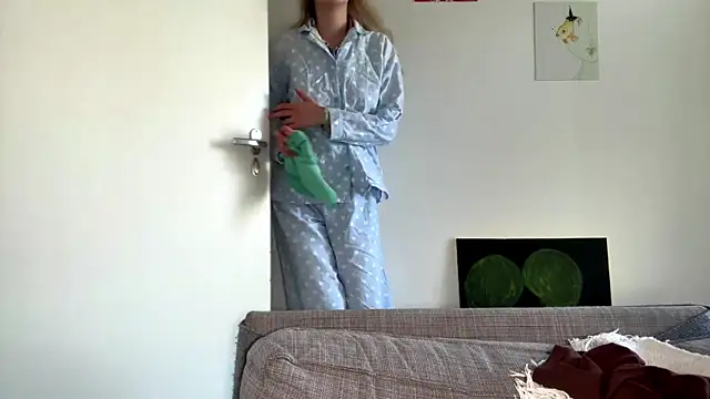 SourMidday online show from April 2026 07:03:02 AM