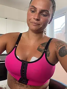 Destinylovex online show from June 2026 05:06:02 PM