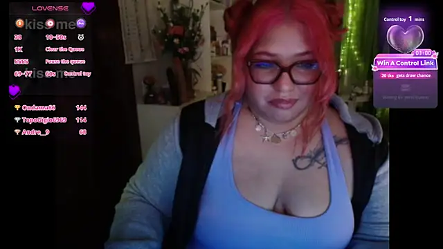Snapshot of MagicCurves chatting on June 2026 09:57:02 PM MagicCurves online show from June 2026 09:57:02 PM