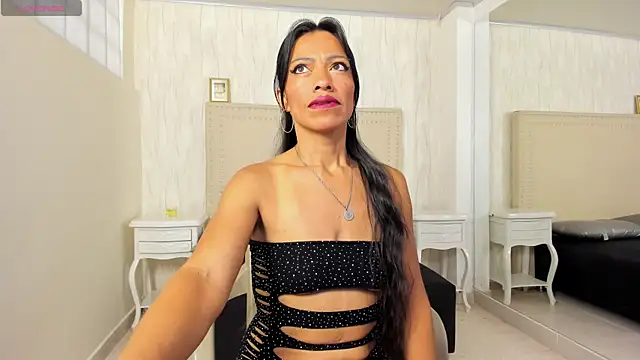 FernandaAvilax online show from April 2026 10:26:01 PM