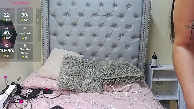 Snapshot of skarlett__36 chatting on March 2026 02:13:01 PM skarlett 36 online show from March 2026 02:13:01 PM