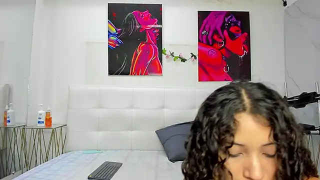 ahsly78Bryan online show from March 2026 09:44:02 PM