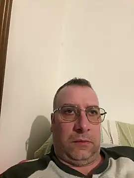 Snapshot of cristian_anal88 chatting on March 2026 05:26:01 PM cristian anal88 online show from March 2026 05:26:01 PM