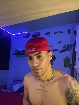 TOMAS CONOR online show from February 2026 02:08:02 AM