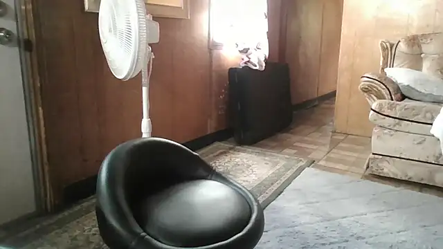 Dangerousrose online show from July 2026 04:13:01 PM