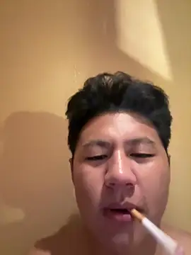 zhuendong000001 online show from April 2026 01:49:02 PM