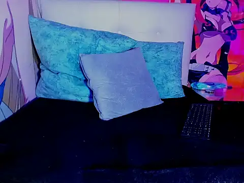 Snapshot of Emmadarlinghh chatting on March 2026 06:48:01 PM Emmadarlinghh online show from March 2026 06:48:01 PM