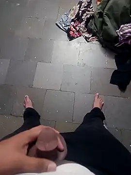 Desibull1243 online show from February 2026 12:27:01 PM