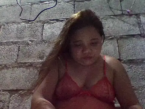 Snapshot of sweetlyn31 chatting on June 2026 10:12:02 PM sweetlyn31 online show from June 2026 10:12:02 PM